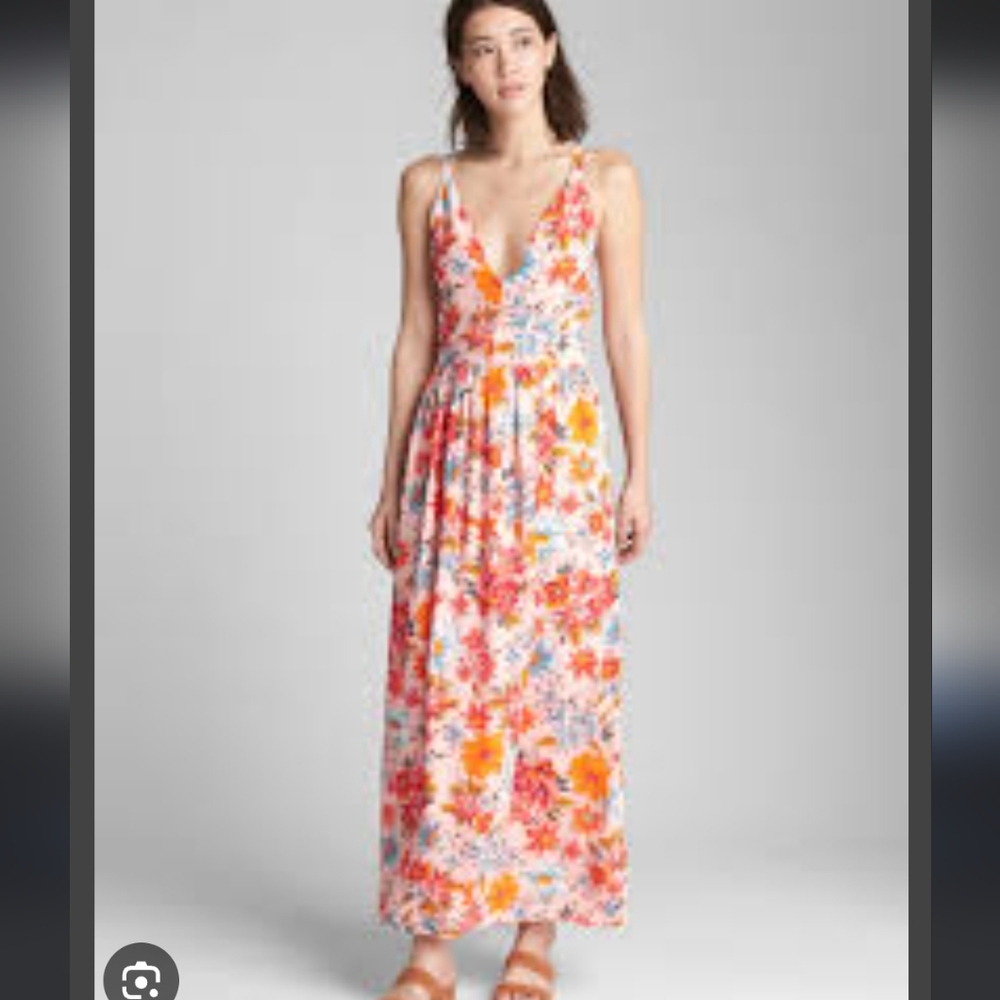 Gap strappy sundress M